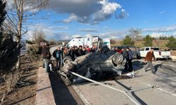 Afyonkarahisar'da devrilen otomobilin sürücüsü öldü