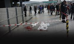 İzmir'de aktarma merkezi önünde silahlı saldırı... 1 kişi öldü 2 kişi yaralı