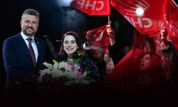 CHP'li Duman'dan 8 Mart'a özel konser... Bucalılar Ceylan Ertem ile coştu