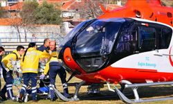 Ambulans helikopter 15 günlük bebek için havalandı