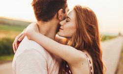 İlişkilerinde mutlu olan kadınların sırrı belli oldu