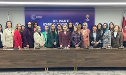 AK Parti İzmir Kadın Kolları’ndan 8 Mart Dünya Kadınlar günü açıklaması