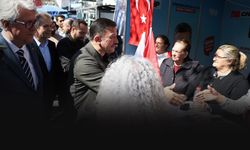 Cumhur İttifakı Büyükşehir Adayı Dağ'dan CHP standına ziyaret