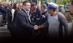 Başkan Demir belediye emekçileri ile bayramlaştı... Personele ikramiye müjdesi!