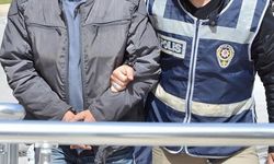 Salihli'de evde kenevir yetiştiren 2 kişi gözaltına alındı