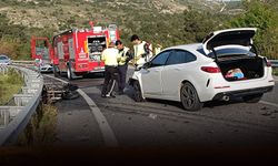 İzmir-Foça yolunda feci kaza! Motosiklet alev aldı
