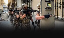 Silah kaçakçılarına  Mercek-17 darbesi... İzmir'de 42  şüpheli şahıs gözaltına alındı