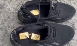Ayakkabıdan kaçak külçe altın çıktı... Değeri 3,5 milyon lira