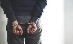Manisa'da arama kaydı bulunan 3 şüpheli tutuklandı