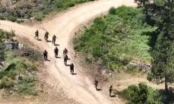 Kütahya'da jandarma ekipleri yangınları önlemek için ormanlarda devriye geziyor