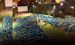 Yeniden Sinematek İzmirlilerle buluşmak için gün sayıyor...  Açık havada sinema keyfi başlıyor