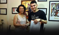 Modern ebeveynliğin böylesi... Ayrı eve taşınmak için annesiyle sözleşme yaptı