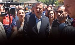 Özel'den İzmir'e 'geçmiş olsun' ziyareti... Kriz belediyeciliği vurgusu!