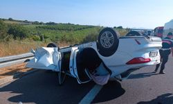 Manisa'da 2 otomobilin çarpışması sonucu 5 kişi yaralandı