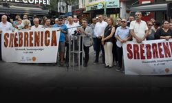 İzmir'de Srebrenitsa Soykırımı'nda hayatını kaybedenler anıldı