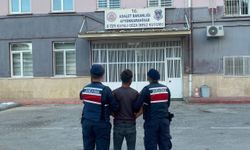 Afyonkarahisar'da 14 yıl hapis cezası bulunan firari hükümlü yakalandı