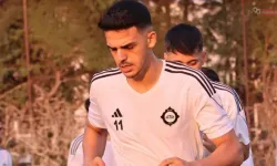 Altay'da Ferhat'tan profesyonel imza