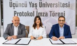 Balçova'da üçüncü yaş üniversitesi yola çıktı