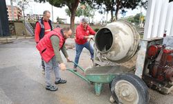 Menderes'te elektrik tesisatları yenileniyor