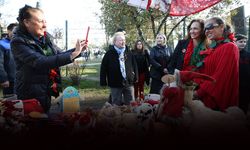 Karşıyaka’nın ‘Yeni Yıl Pazarı’na büyük ilgi
