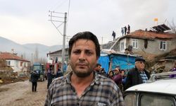 Çocuklarının odasının kapısını tekmeyle açıp, alevlerden kurtardı