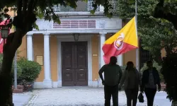 Galatasaray Lisesi'nde Fenerbahçe Logolu Mont Krizi