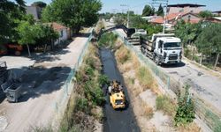 Manisa'da 280 kilometre dere yatağı temizlendi