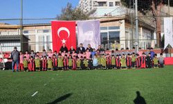 Bayraklı’da U-10 Cup Futbol Turnuvası başladı