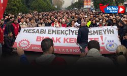 İzmir’de işçiler maaş eyleminde iş bıraktılar!