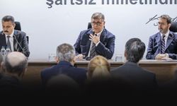 Başkan Tugay'dan konser eleştirilerine yanıt... "Birileri yapmayın dedi diye vazgeçecek değiliz"