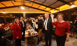 Güzelbahçe siyaseti dostluk yemeğinde bir araya geldi