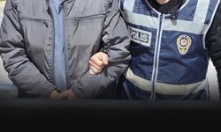 Hapis cezası ile aranıyordu... İzmir'de firari FETÖ hükümlüsü yakalandı
