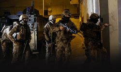 İzmir merkezli dev dolandırıcılık operasyonu... Organize suç örgütü çökertildi!