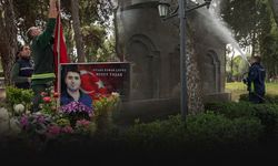 İzmir'de 18 Mart öncesi şehitliklere detaylı temizlik