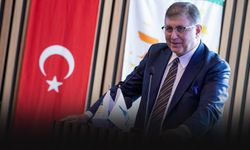 Vizyon 2074 buluşmasında Başkan Tugay'dan dikkat çeken mesajlar... İzmir'in 50 yılı konuşuldu!