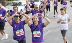 Karşıyakalılar Zübeyde Anne’ye koşuyor