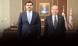 AK Partili İnan'dan Ersin Tatar'a ziyaret... Cumhurbaşkanlığı Külliyesi’ni gezdi