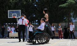 Öğrenciler istedi Büyükşehir ekipleri yaptı