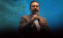 AK Partili Kaya'dan çöp eleştirisi... Dünya değişti İzmir değişmedi