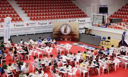 Aliağa’da Kyme Satranç Turnuvası düzenlendi