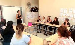 Çiğli Belediyesi’nden anneler için bilgilendirici seminer