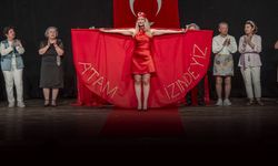 Karşıyaka’nın çınarlarından renkli defile