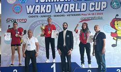 Bayraklılı sporcu dünya şampiyonu oldu