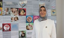 İzmir'de anne adayları "Gebe Okulu"ndaki eğitimle doğuma bilinçli hazırlanıyor