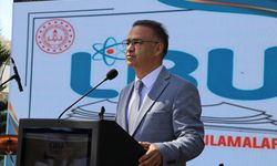 İzmir'de lise öğrencilerinin bilimsel çalışmaları sergilendi