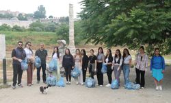 Efes Selçuk'ta öğrencilerden temizlik farkındalığı
