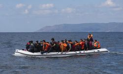 Bodrum'da 23 kaçak göçmen ile 1 göçmen kaçakçısı yakalandı
