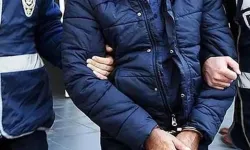 Manisa'da otomobilinde yasaklı madde ile yakalanıp, tutuklandı