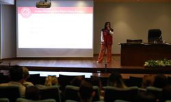 Efes Selçuk Belediyesi'nde kadına yönelik şiddet semineri