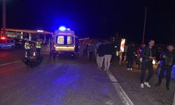 Araçlar yayaların arasına daldı: Yaralılar var!